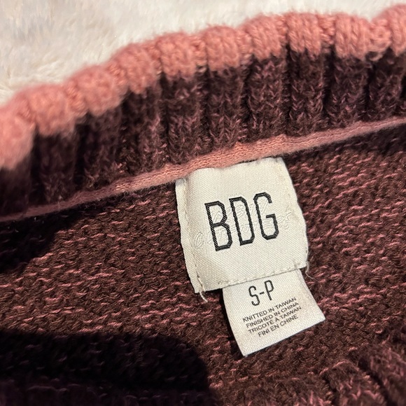 Knit sweater, BDG, size small - Picture 2 of 6